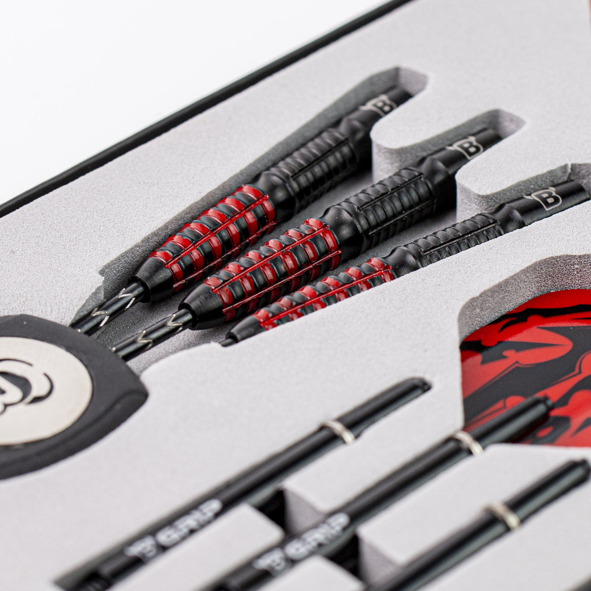 BULL'S Magma Steel Dart